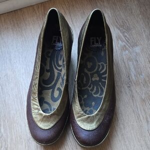 FLY London Yoko Wedge Pump Shoes size EU 37 US 6.5